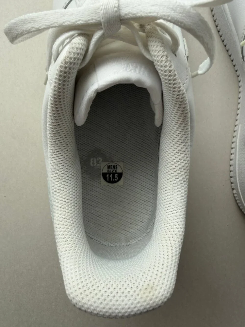 Men’s Nike Air Force 1 ‘07 Low Triple White Sneaker Size 11.5